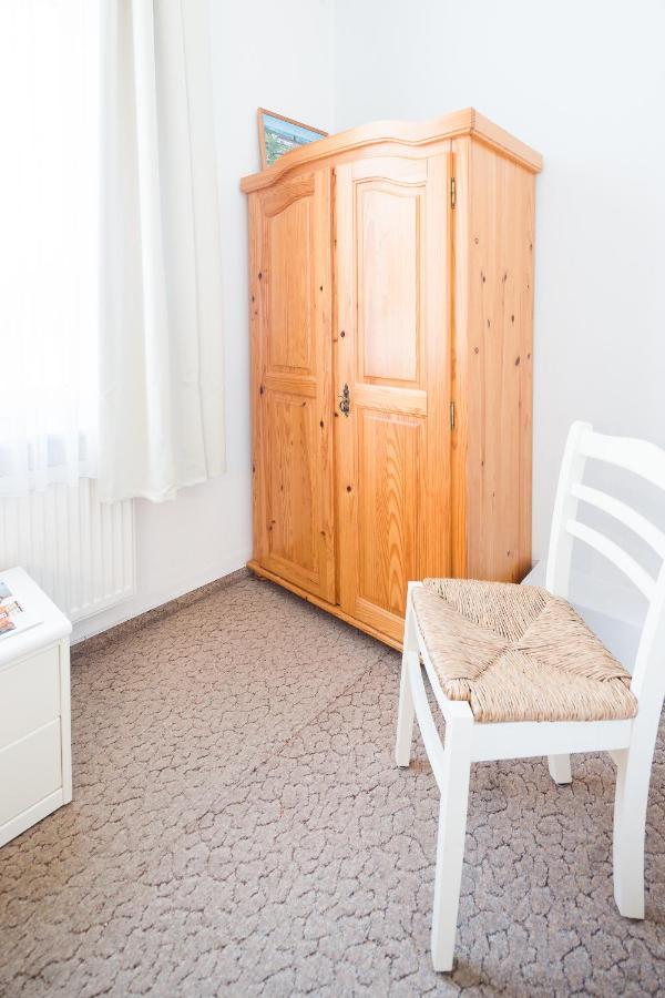 Haus Westwind Hallwegh 05 Нордерней Екстериор снимка